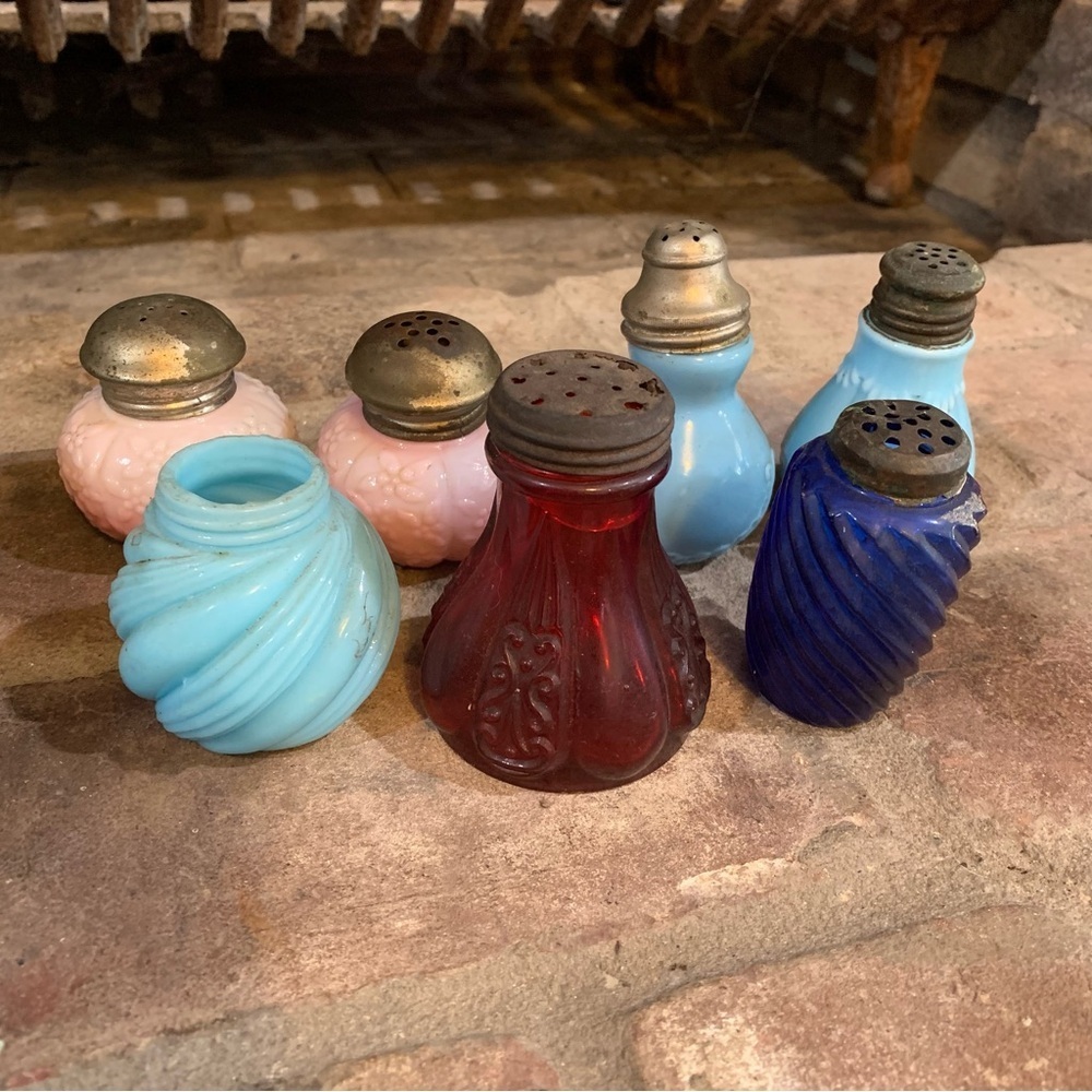 Victorian Colored Glass Salt & Pepper Shakers Dithridge 1800’s Group Lot Bundle